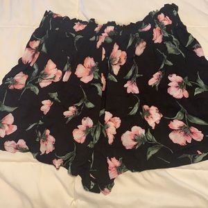 Women’s high waisted shorts